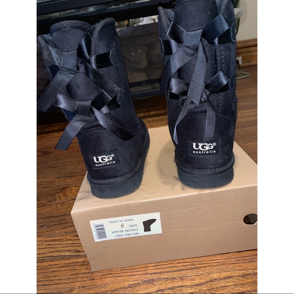 Bailey bow ugg boots